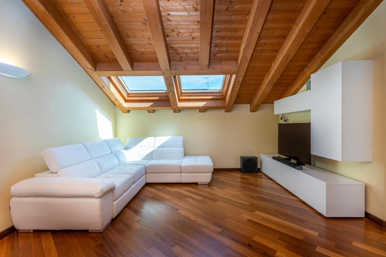 New Deal - Apt With Terrace, Jacuzzi & Netflix Palmanova Zewnętrze zdjęcie