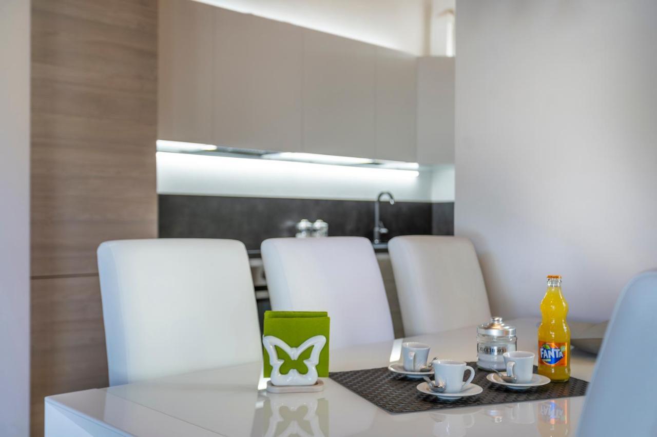New Deal - Apt With Terrace, Jacuzzi & Netflix Palmanova Zewnętrze zdjęcie